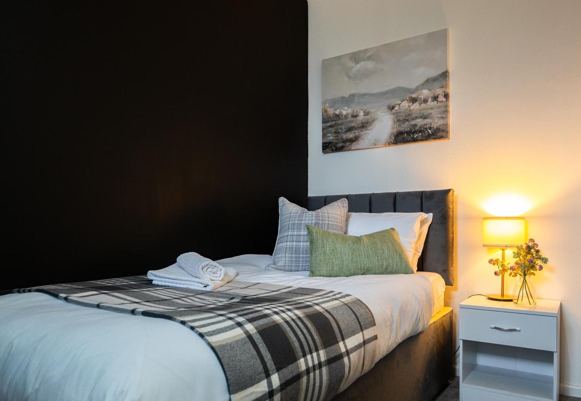 Arena Apartment With Balcony เบอร์มิงแฮม ภายนอก รูปภาพ